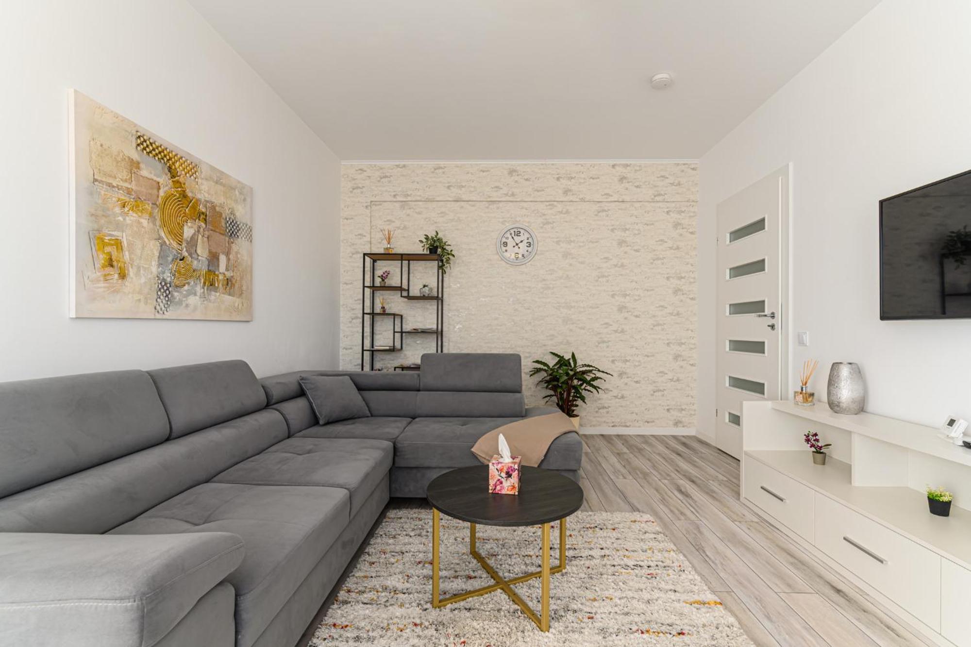 Mabu Apartment Braşov Extérieur photo